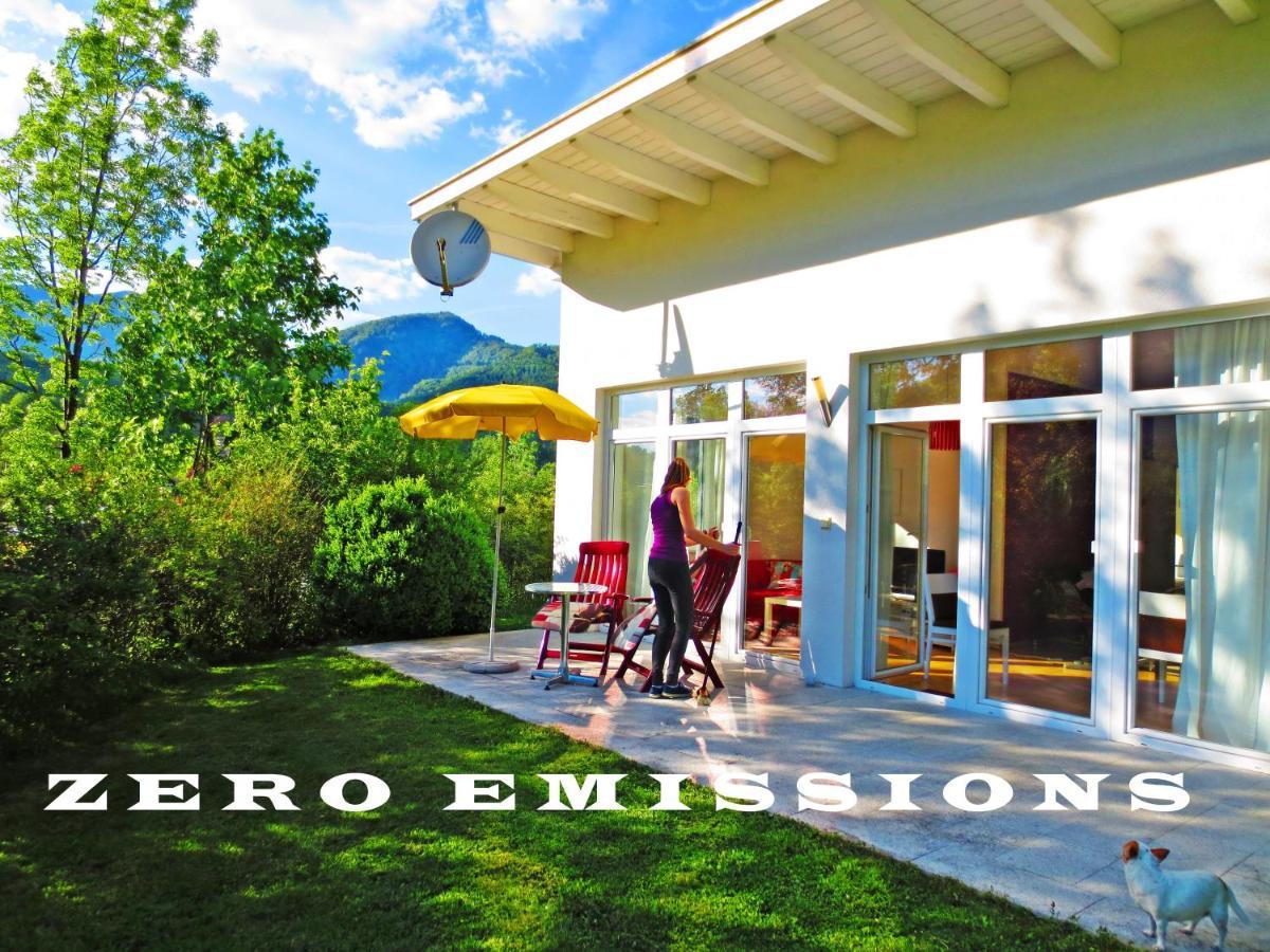 Flores, Ferienhaus Oder Doppelzimmer, Im Gruenen, 5 Gehminuten Ins Zentrum, Parkplatz, Zero Emissions Bad Ischl Luaran gambar